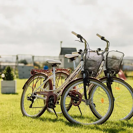 Malinowe Zacisze 度假居 *