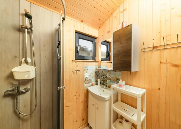 Holiday home Malinowe Zacisze